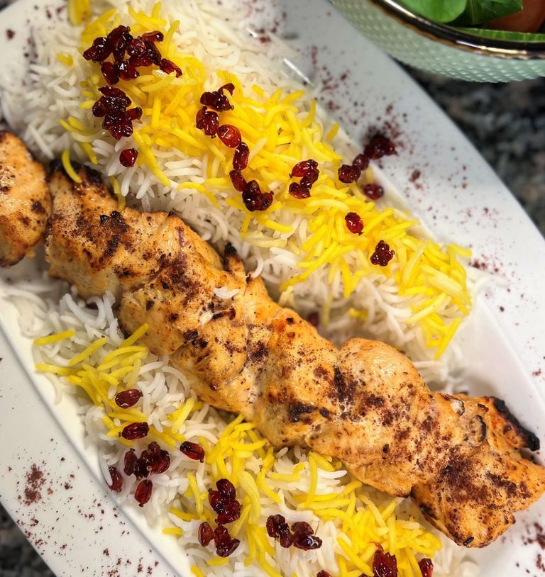 Persische Grillspezialitäten  Gönnen Sie Ihren Gästen täglich frisch gegrillte herzhafte Kababs und Fleischgerichte